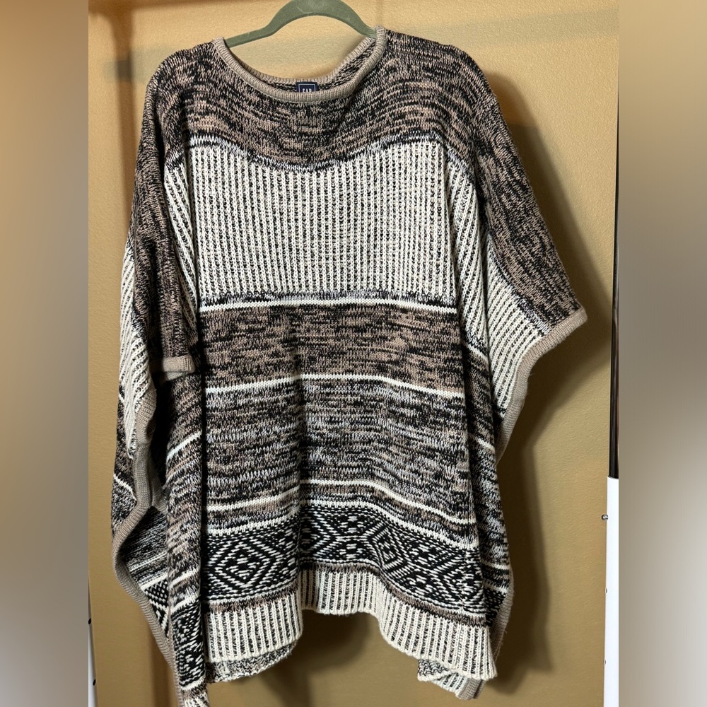 GAP Wool Shawl. One size. NWOT